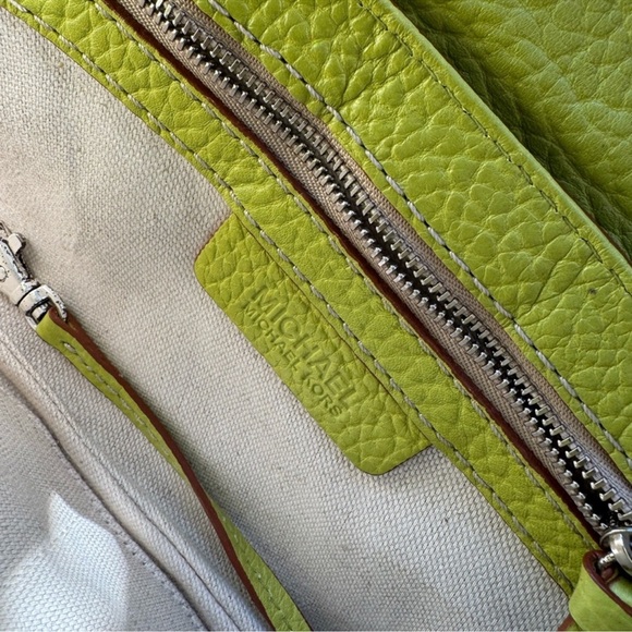 Rare Michael Kors Tri-Color Small Woven Leather Shoulder Bag - Picture 13 of 15